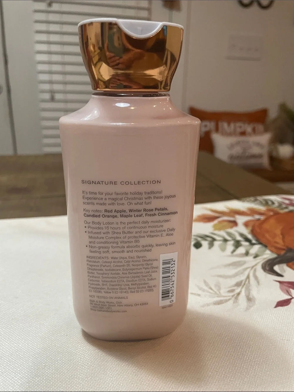 Bath & Body Works Winter Candy Apple Body Lotion - Pink & Gold